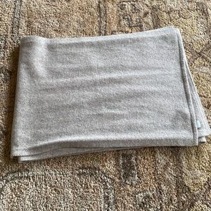 NWOT Everlane 100% Cashmere Scarf Oatmeal